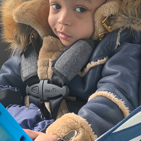 Meet your Posher, Tenetia - Picture 3 of 4